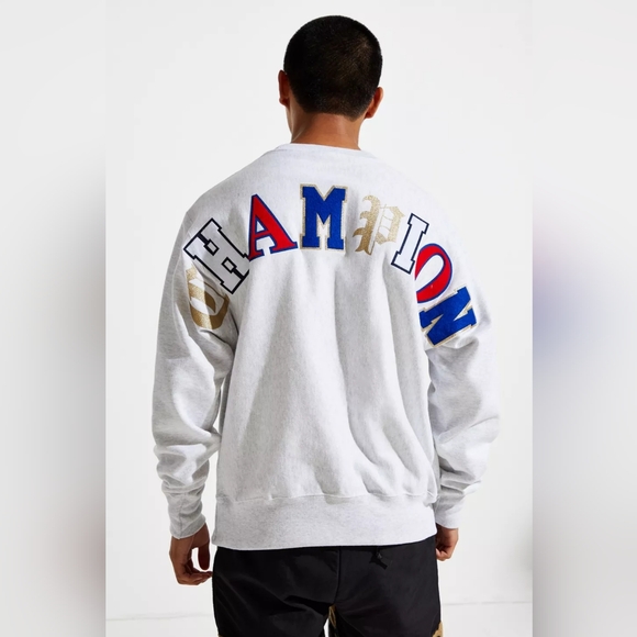 Champion Reverse Weave Old English Crew Neck Sweatshirt - Picture 1 of 10
